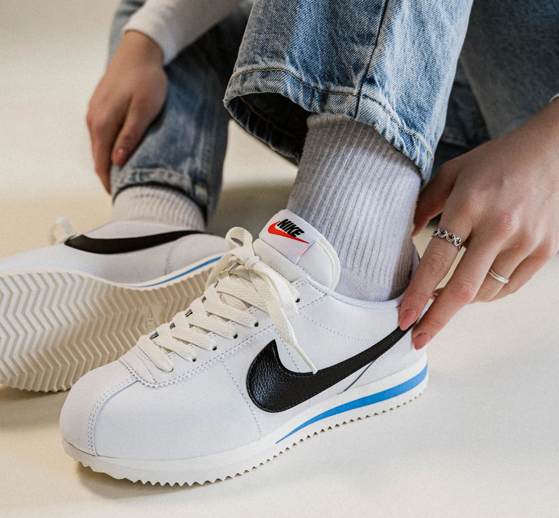Nike Cortez 23 Premium Leather Women's Shoes. Nike IN