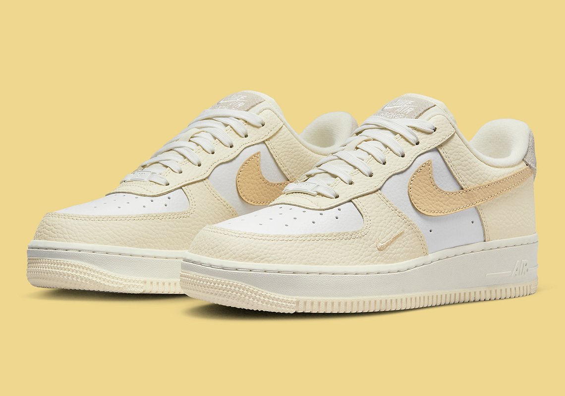 Now Available: Nike Air Force 1 Low (W) 