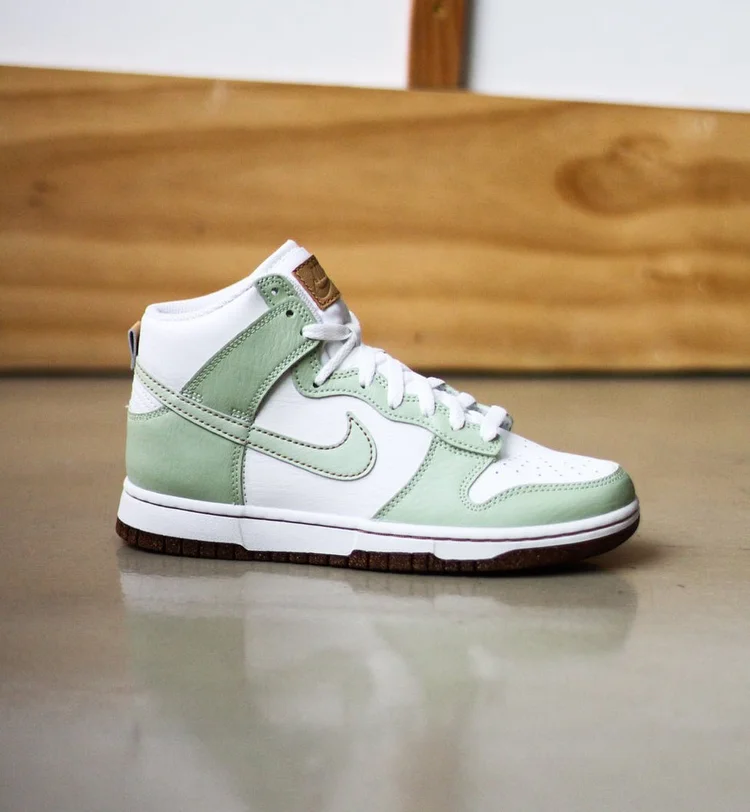 men's nike sb dunk low los angeles dodgers stores