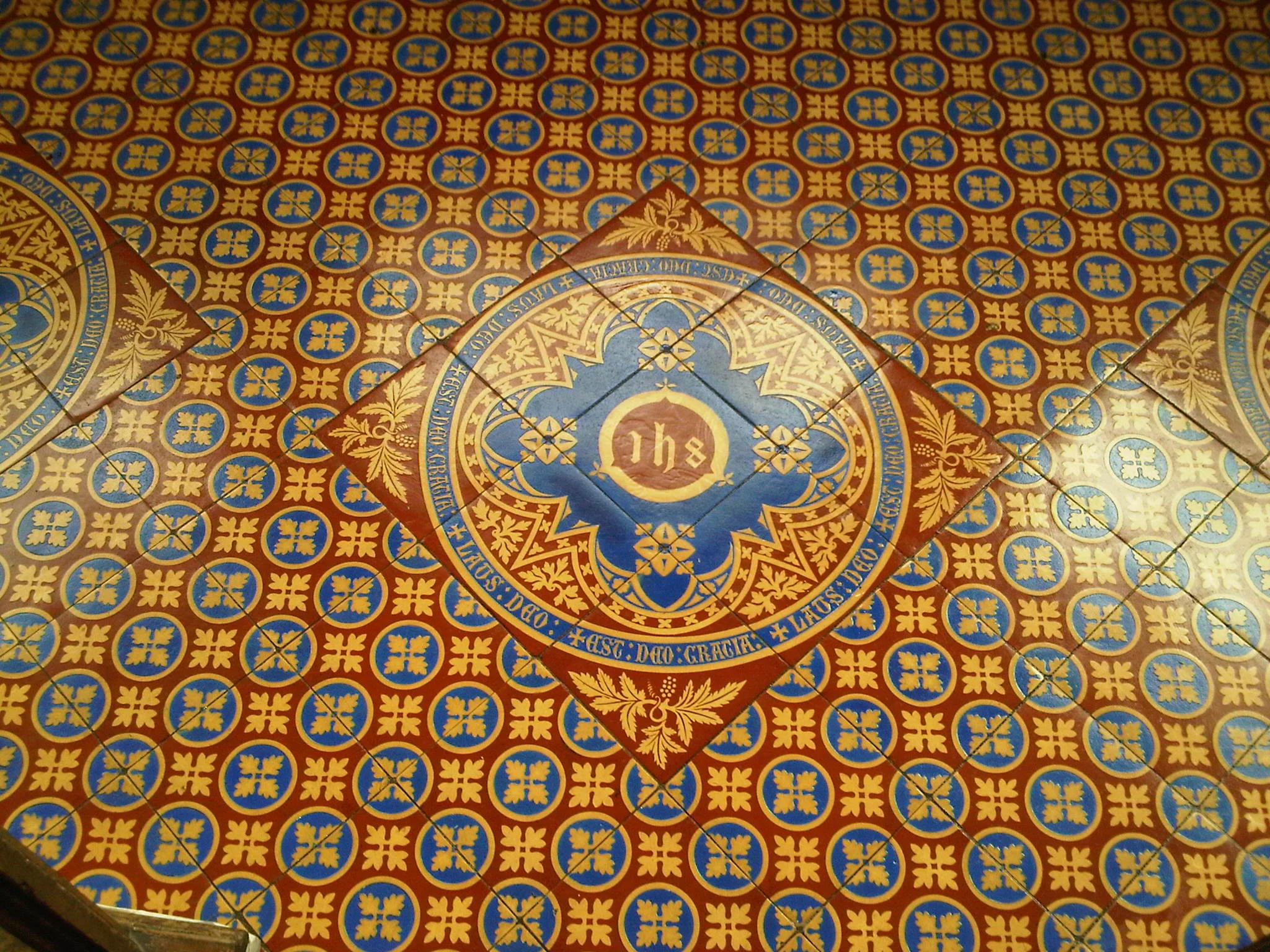 ST NICHOLAS CHURCH, MORETON, DORSET – MINTON ENCAUSTIC TILE .jpeg