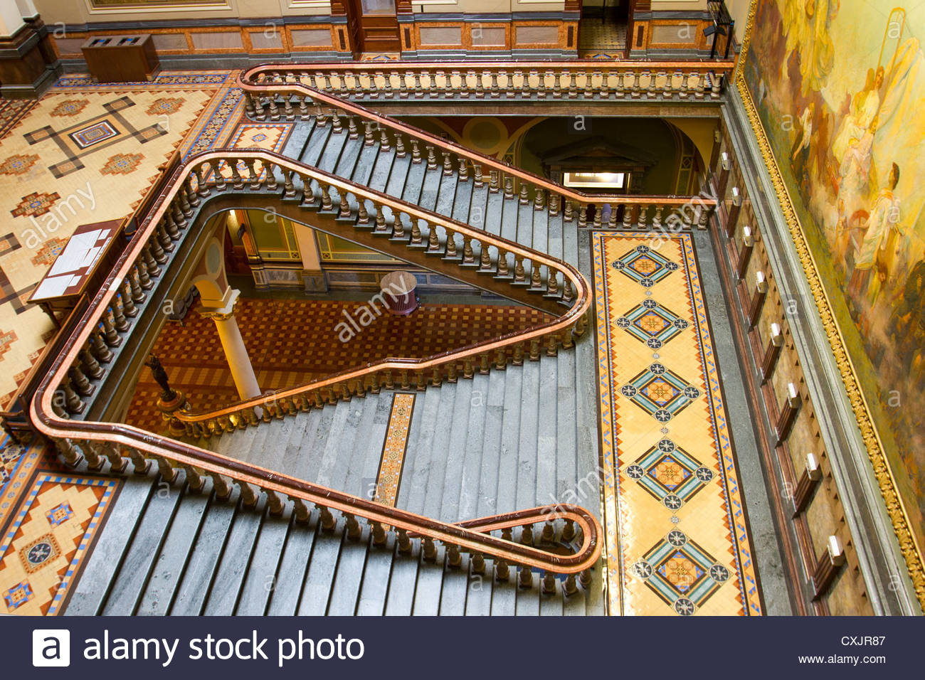 beautiful-staircase-and-tile-work-inside-the-iowa-state-capitol-building-CXJR87.jpg