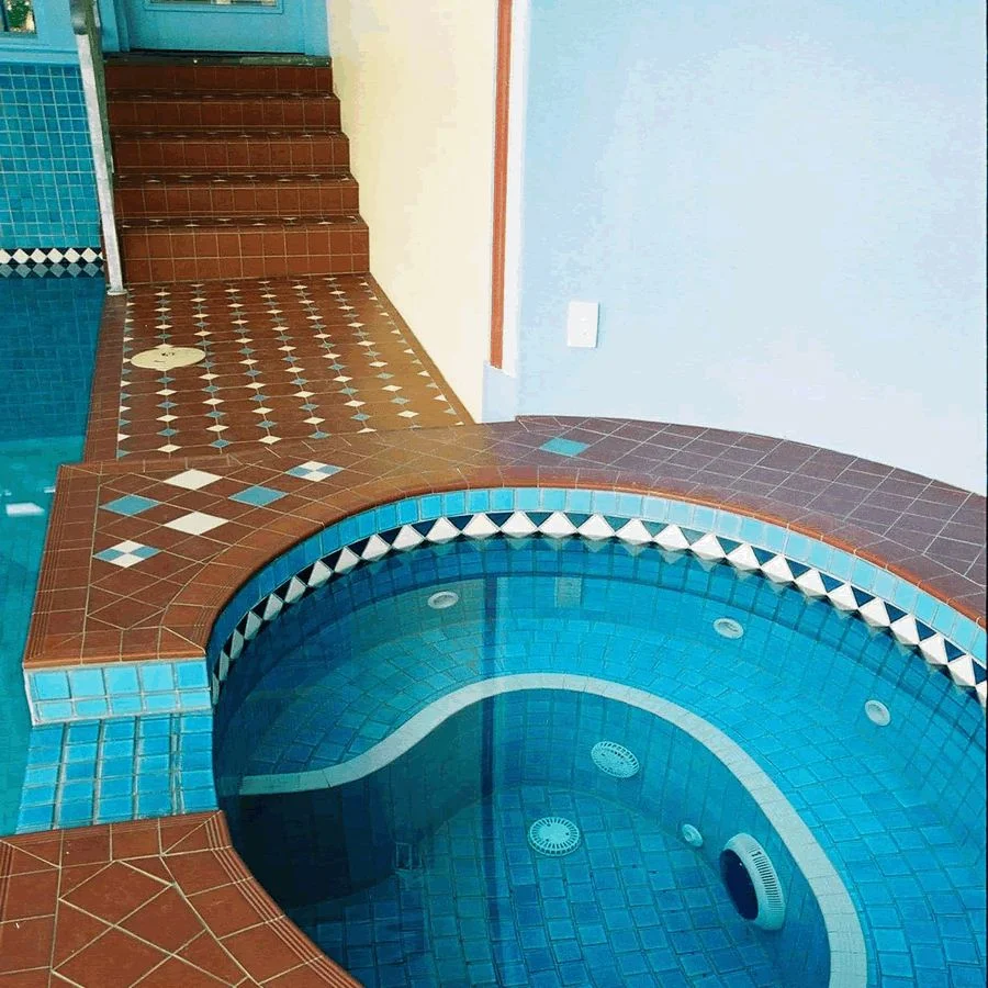 Piscine7.gif-2.jpeg