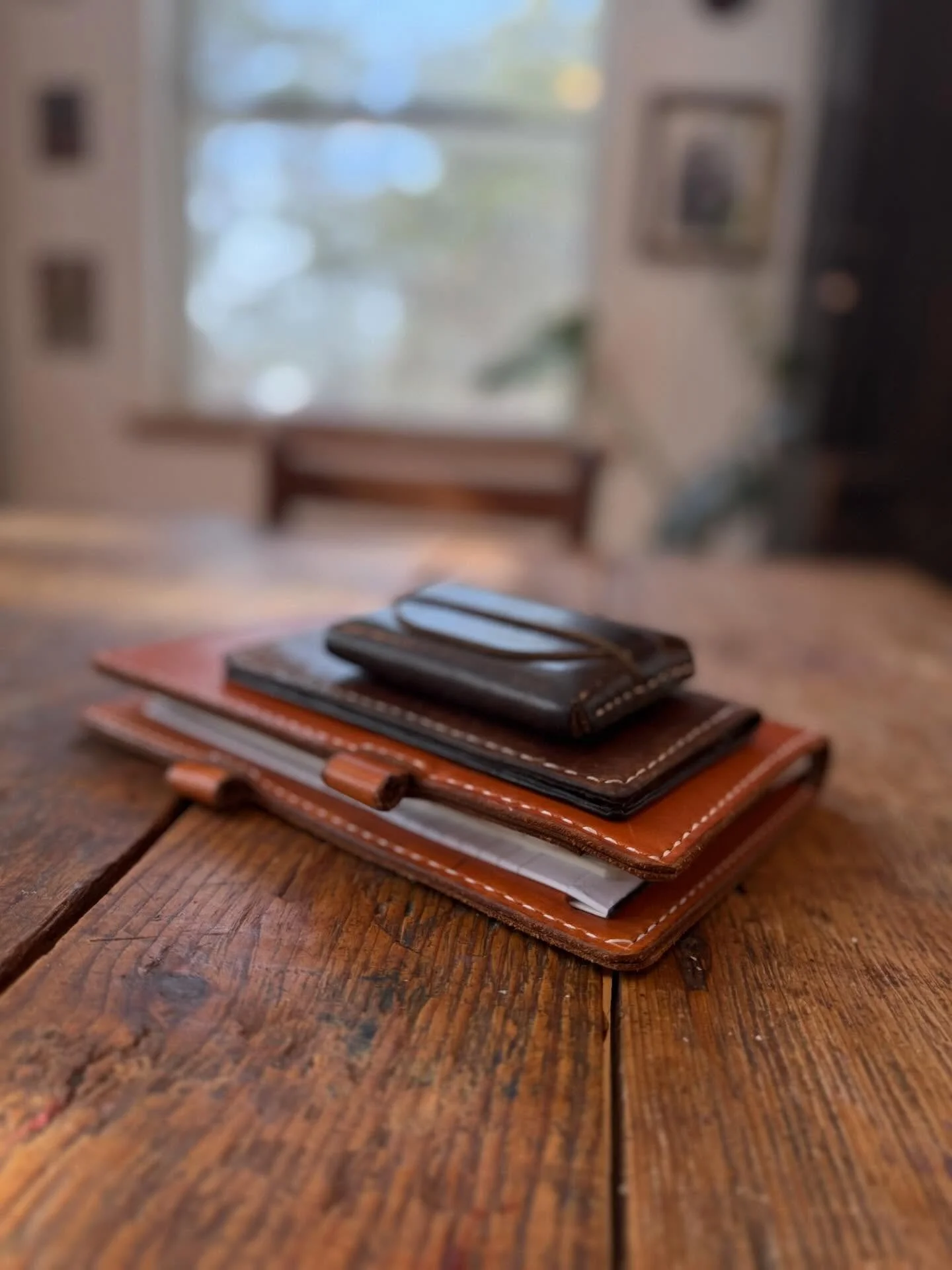 Winter light. Organizing. Slowly. #MAUCL&Egrave;RELeather #homeworkshop #februaryintruro