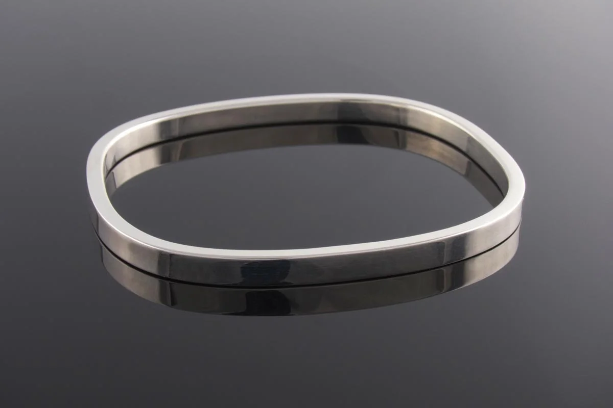 Squoval silver bangle