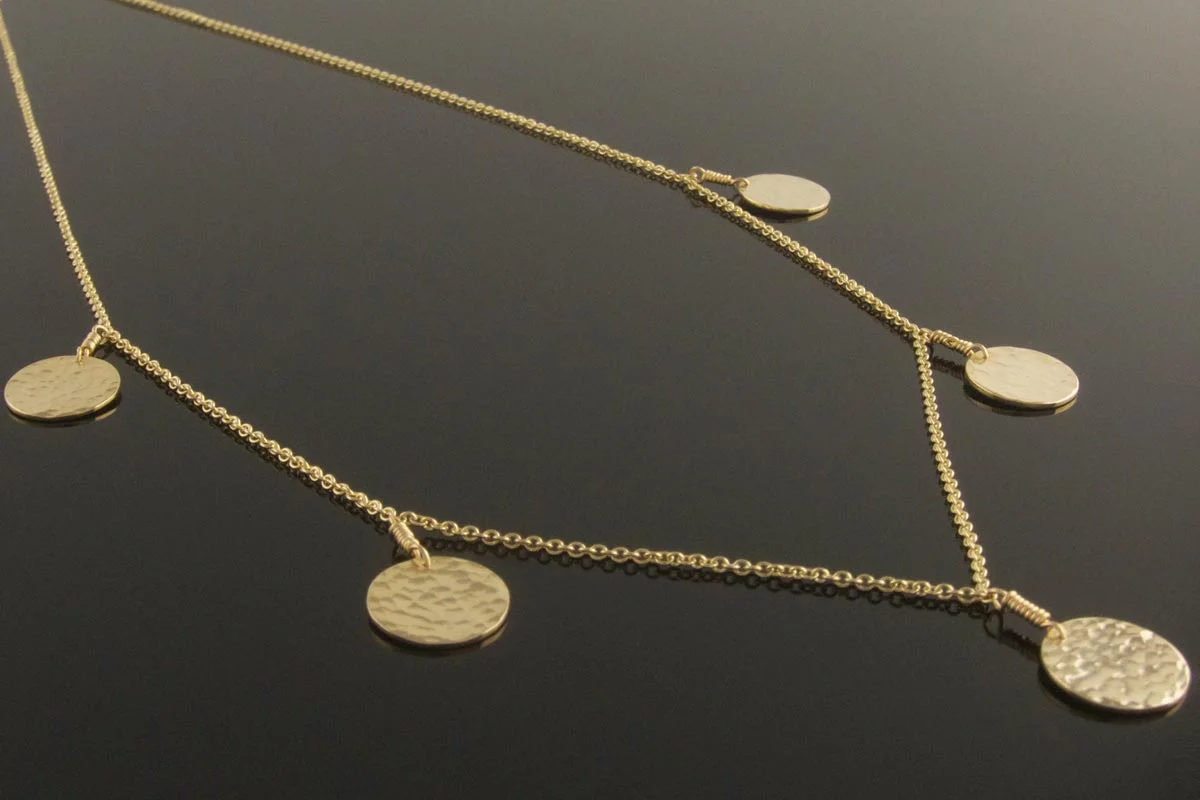 Hammered disc necklace