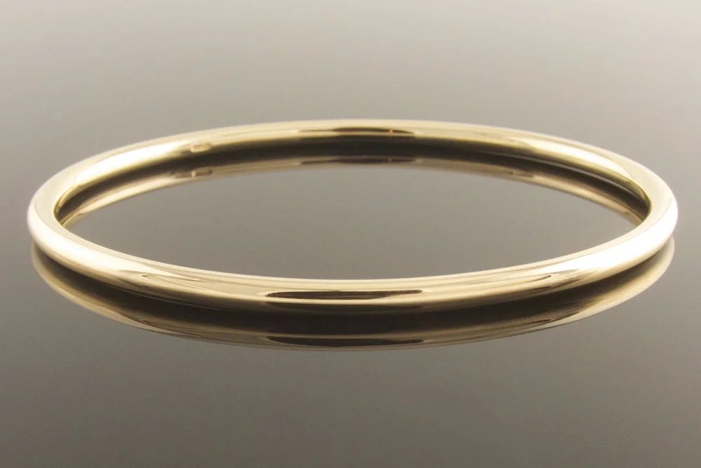 solid gold bangle oval 9ct yellow gold bangle handmade fine jewellery dublin irish design eva dorney goldsmith contemporary handmade jewellery design solid gold bangle oval 9ct yellow gold bangle handmade fine jewellery dublin irish design eva dorney goldsmith contemporary handmade