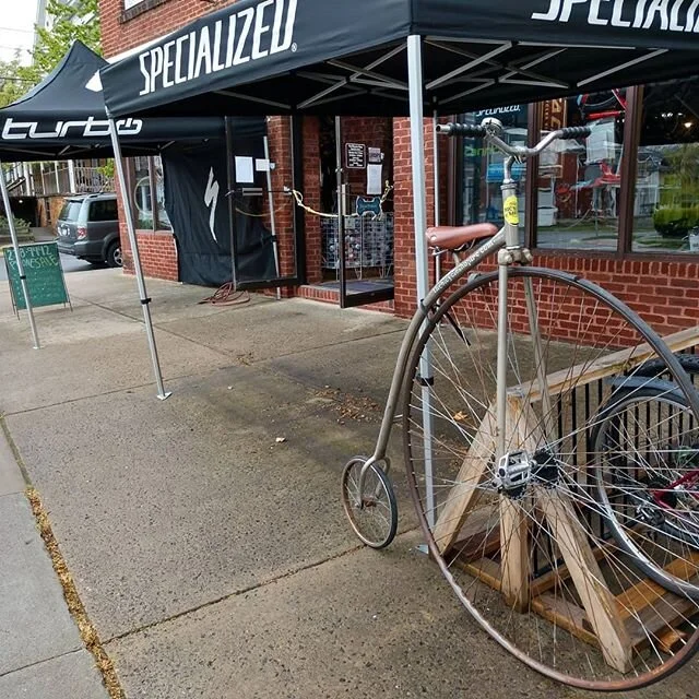 bike stores near me open now