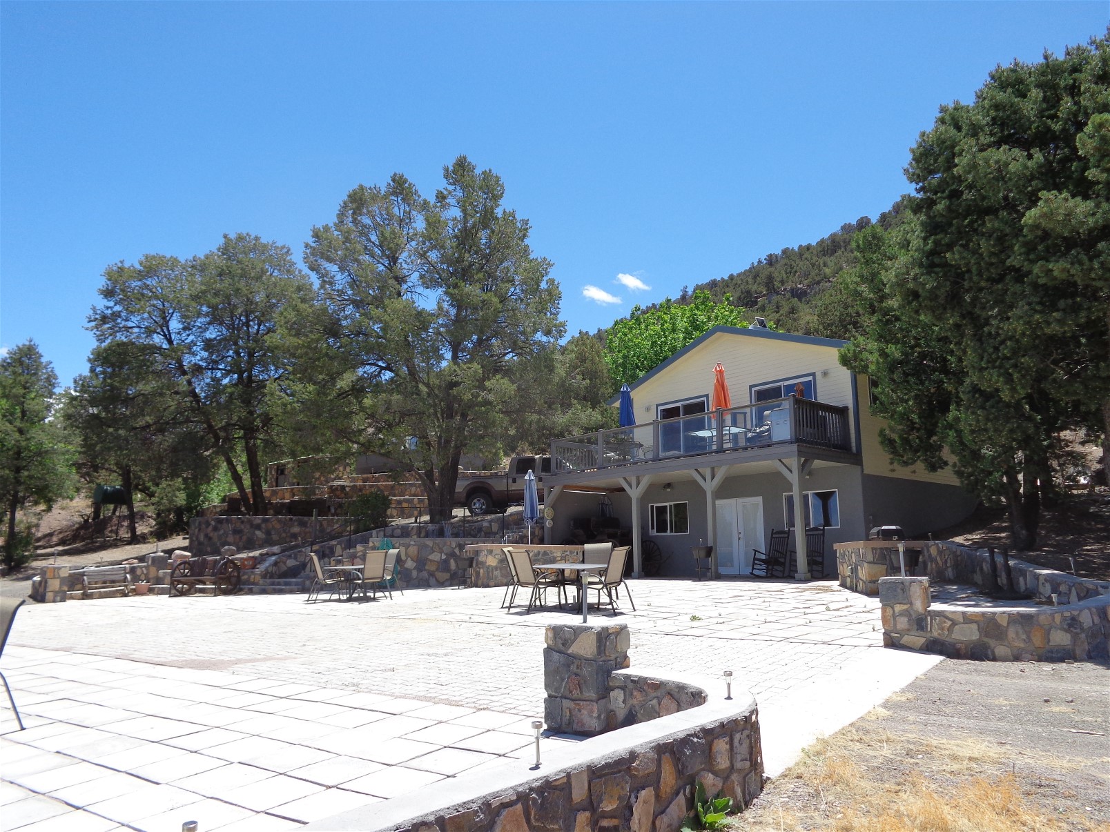 lottie deno cabin.jpg