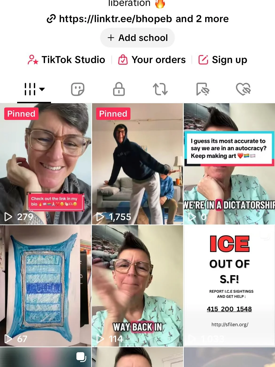 I&rsquo;m also on TT, links in the bio 🙏🏻❤️🏳️&zwj;⚧️🏳️&zwj;🌈

This post has 11 images and videos. 

Slide 1: my TikTok grid (a screenshot).

Slide 2: a video of me explaining one idea of an expressive arts practice

Slide 3: I check myself aroun