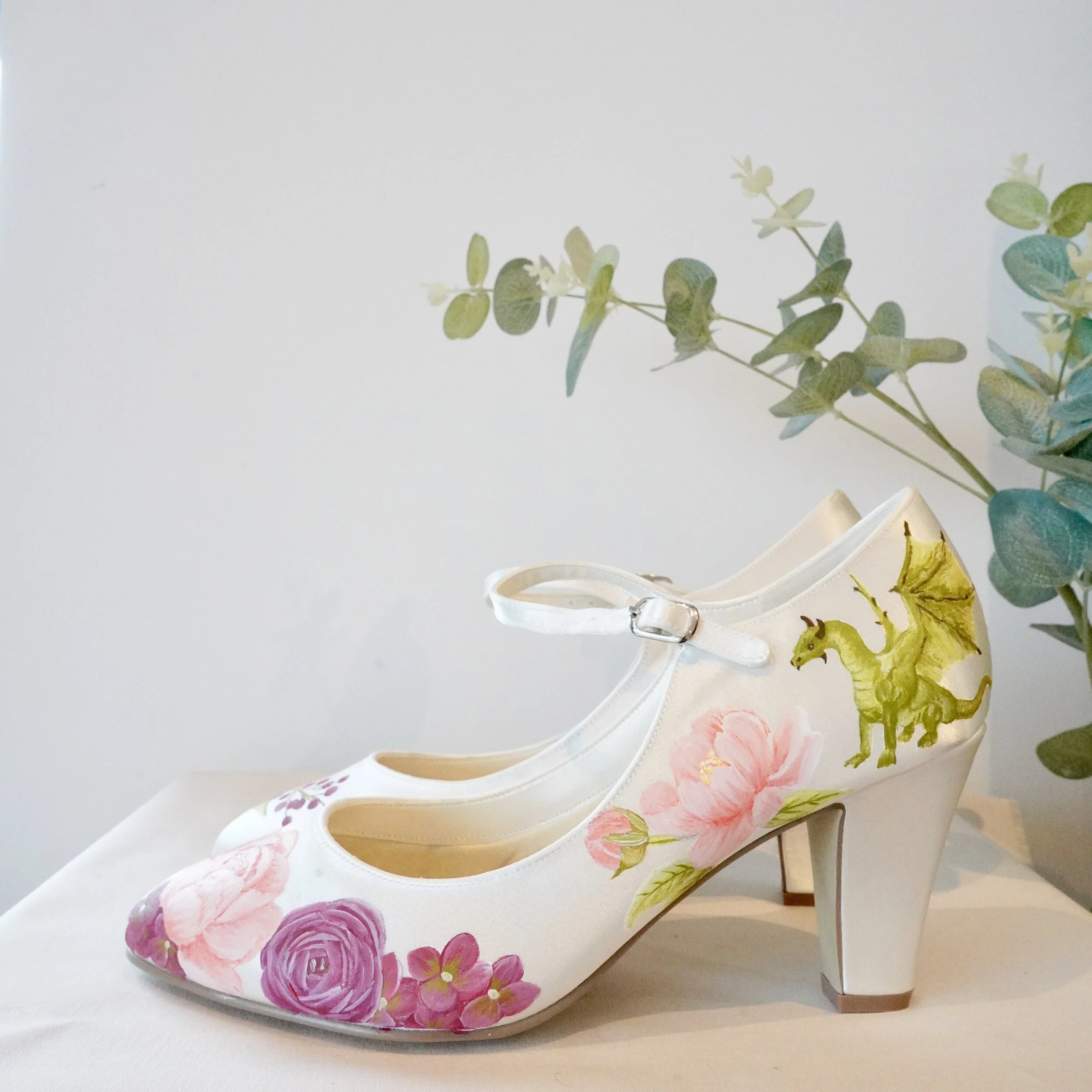 hand painted dungeons and dragons inspired wedding shoes game of thrones