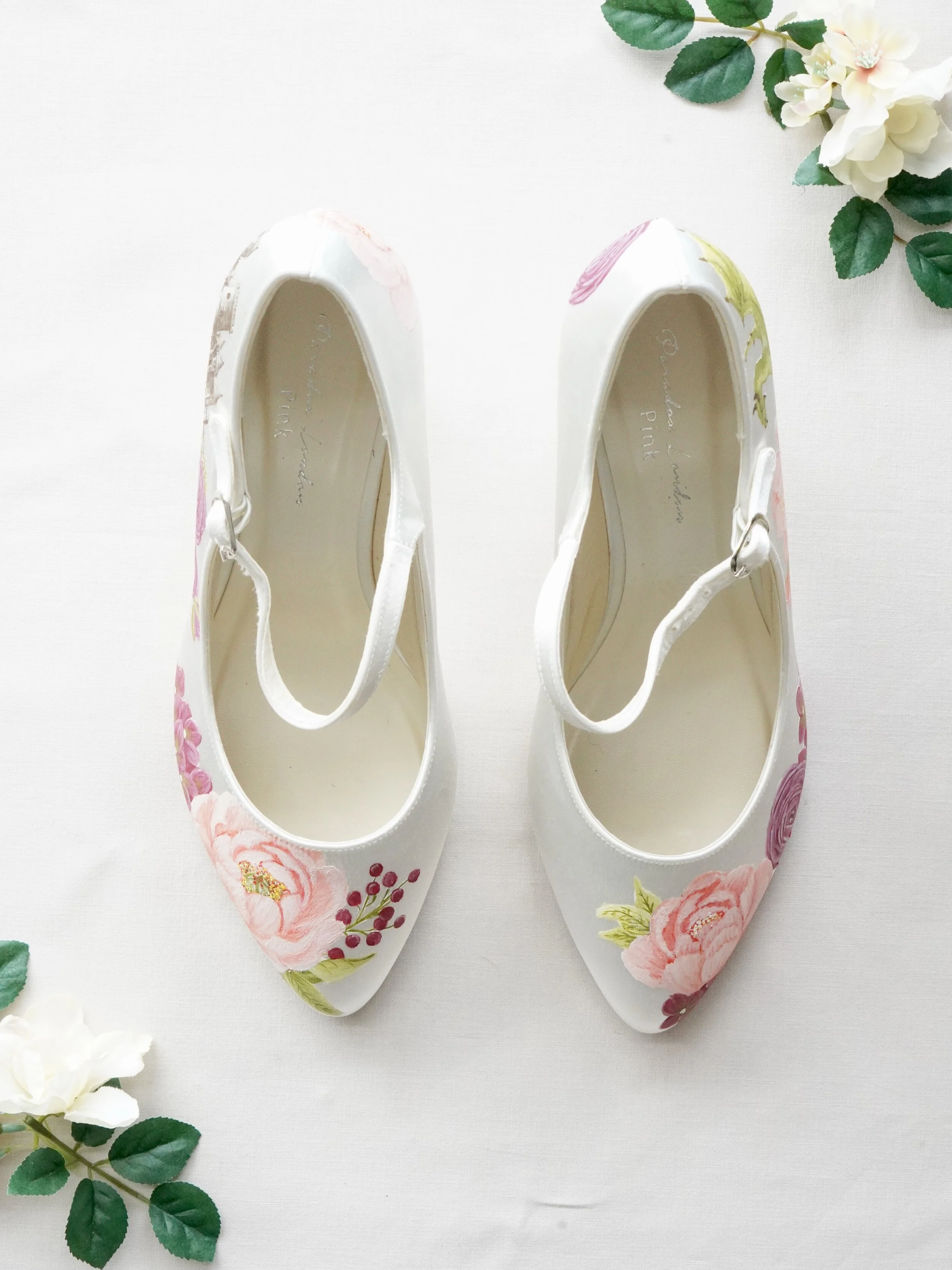 hand painted dungeons and dragons inspired wedding shoes game of thrones