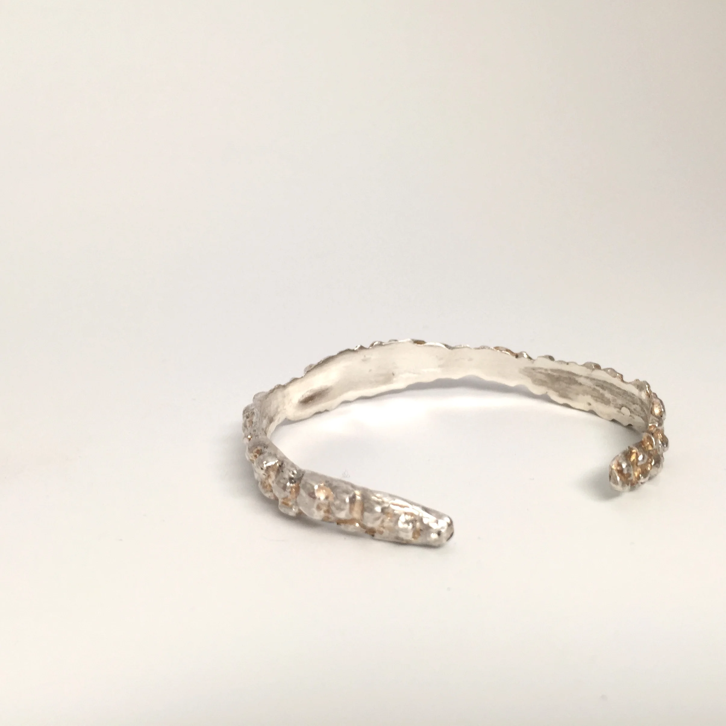 PEBBLE CUFF