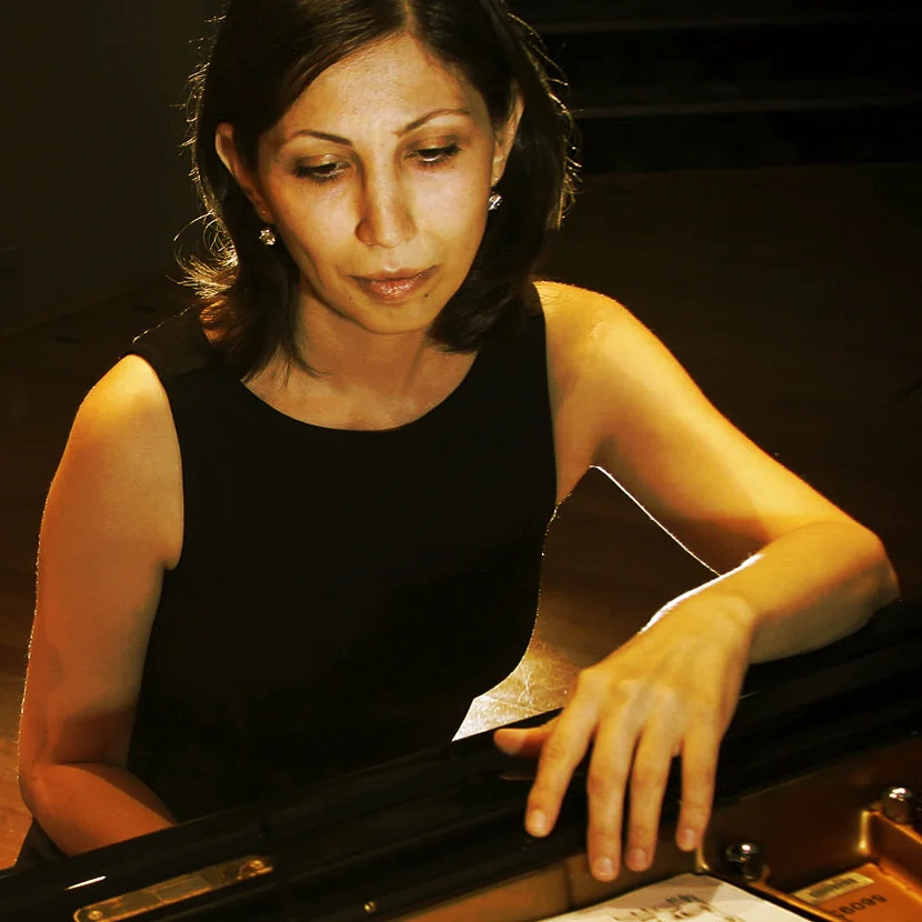 Tzenka Dianova 06016-F1-093.jpg