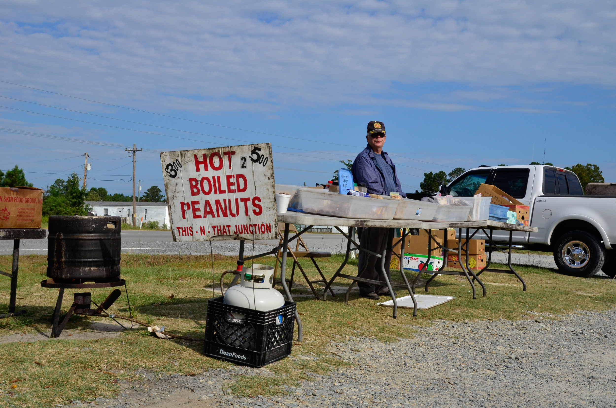 Hot Boiled Peanuts