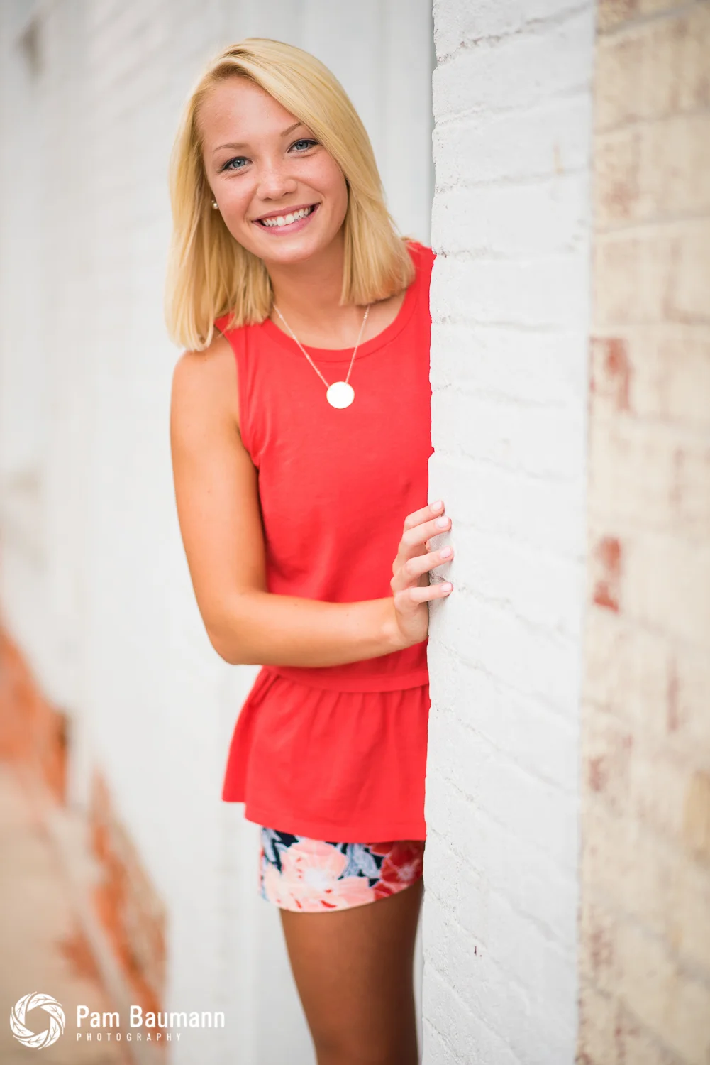 senior portrait girl.jpg