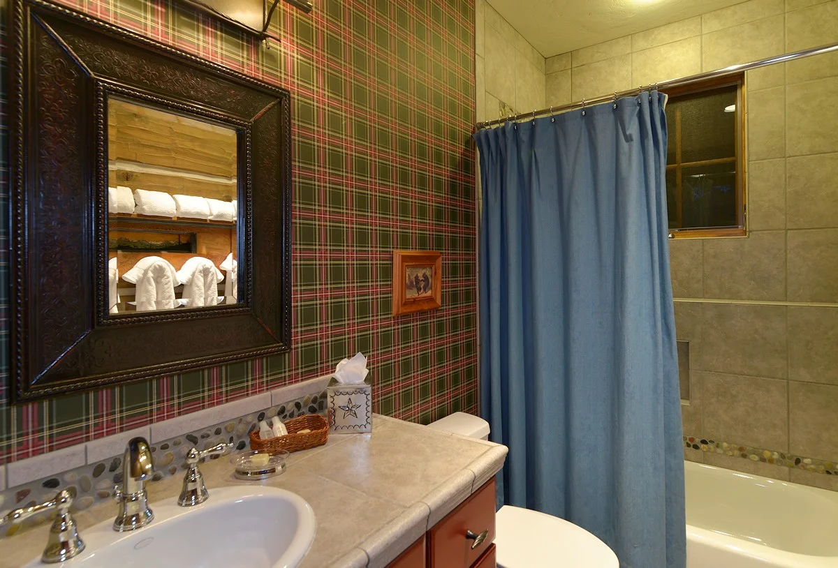 CypressLowerbathWeb.jpg