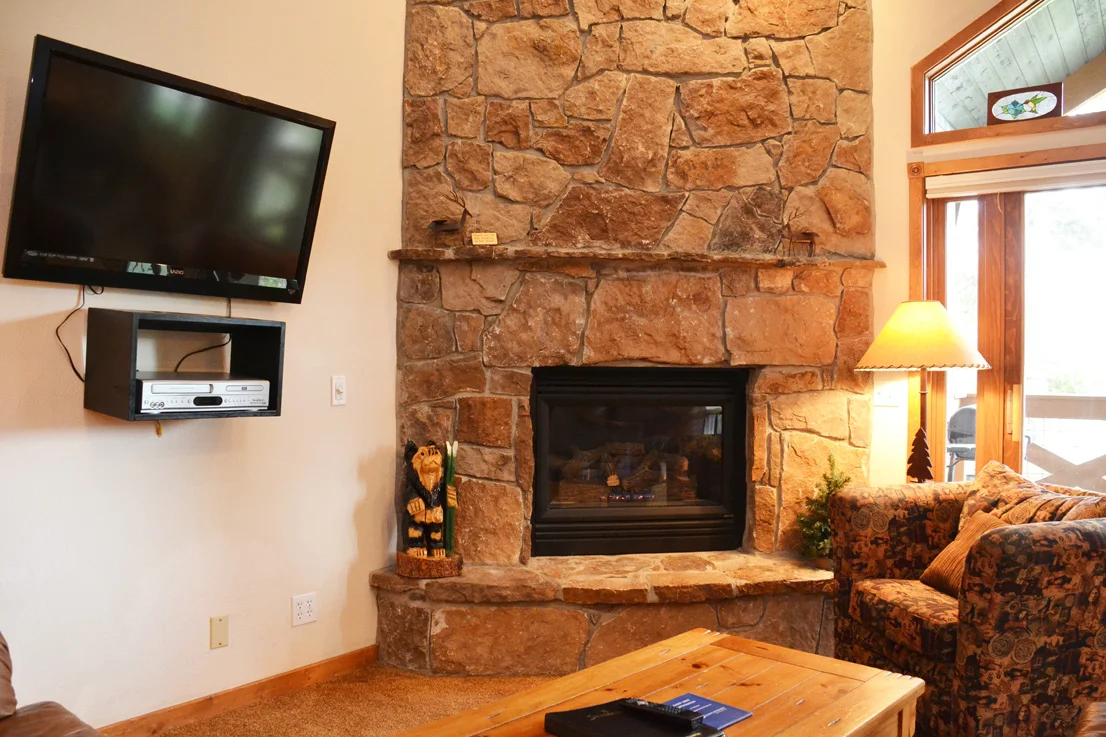 Living-Area132.jpg
