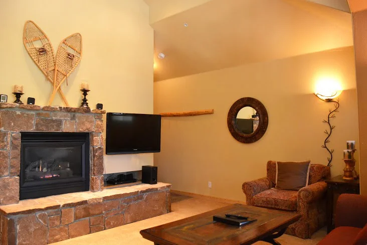 Living-Area149.jpg