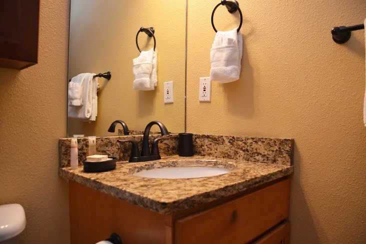 2nd-Bathroom33.jpg
