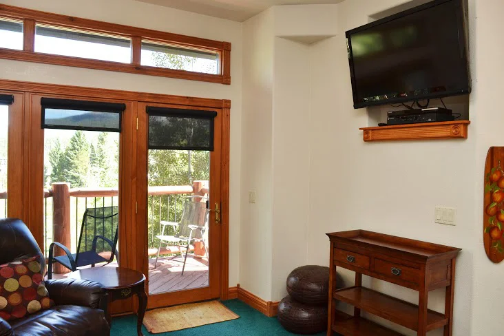 Living-Area312.jpg