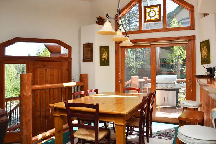 Dining-Area146.jpg