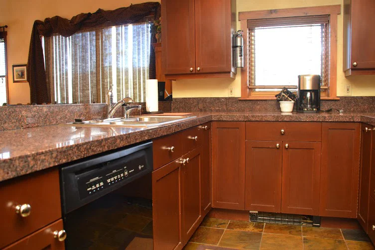 Kitchen2-5.jpg