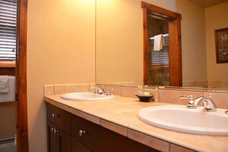 Master-Bathroom-4.jpg