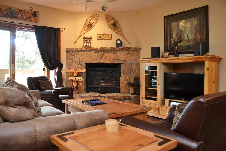 Living-Area1-2.jpg