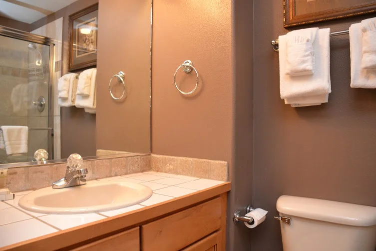 3rd-Bathroom-2.jpg