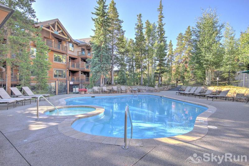 Pool Outdoor.jpg