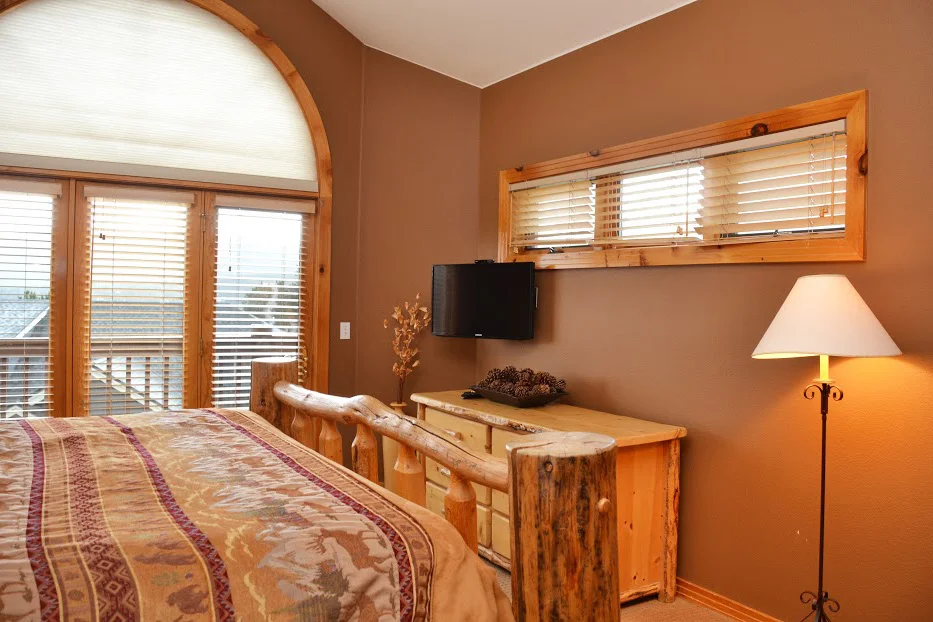 Master-Bedroom2-9.jpg
