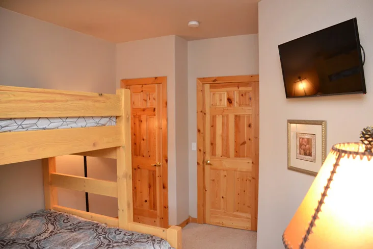 2nd-bedroom2-1.jpg