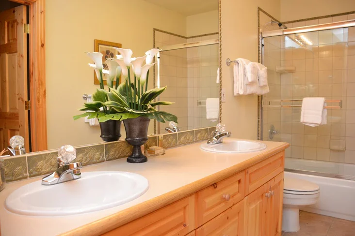 2nd-bathroom-1.jpg