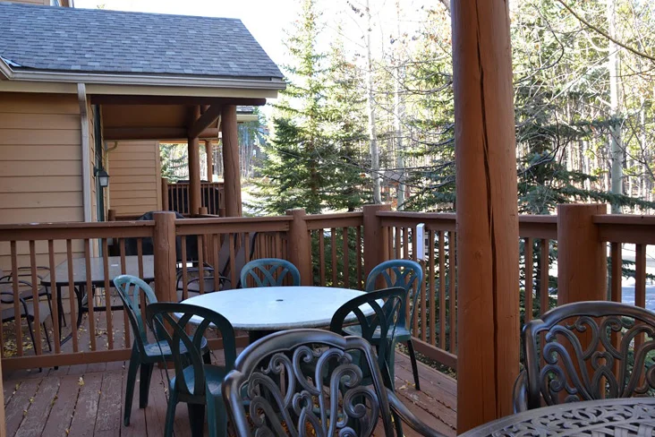 outside-deck2-1.jpg