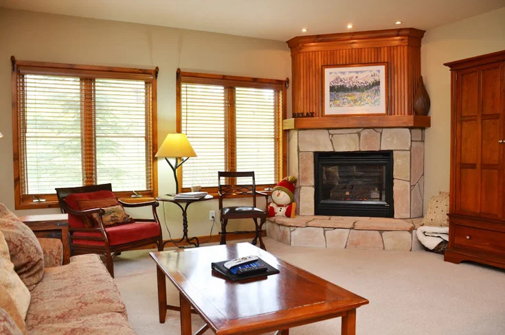living-area1-1.jpg