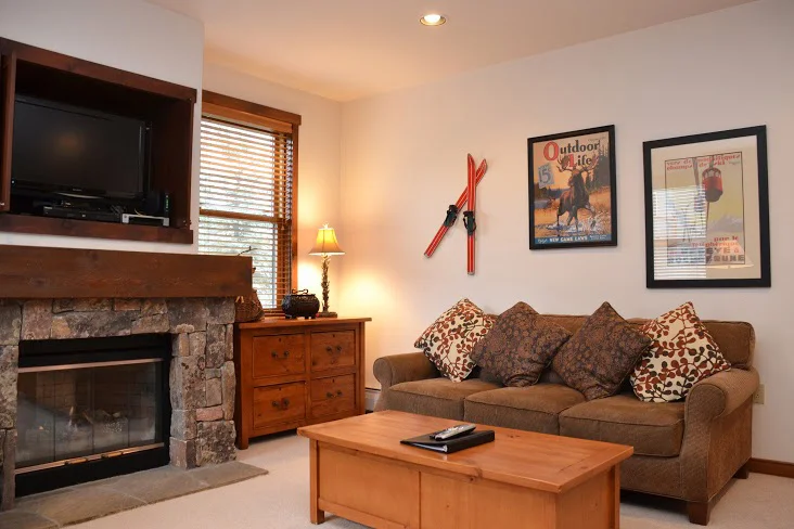 Living-Area254.jpg