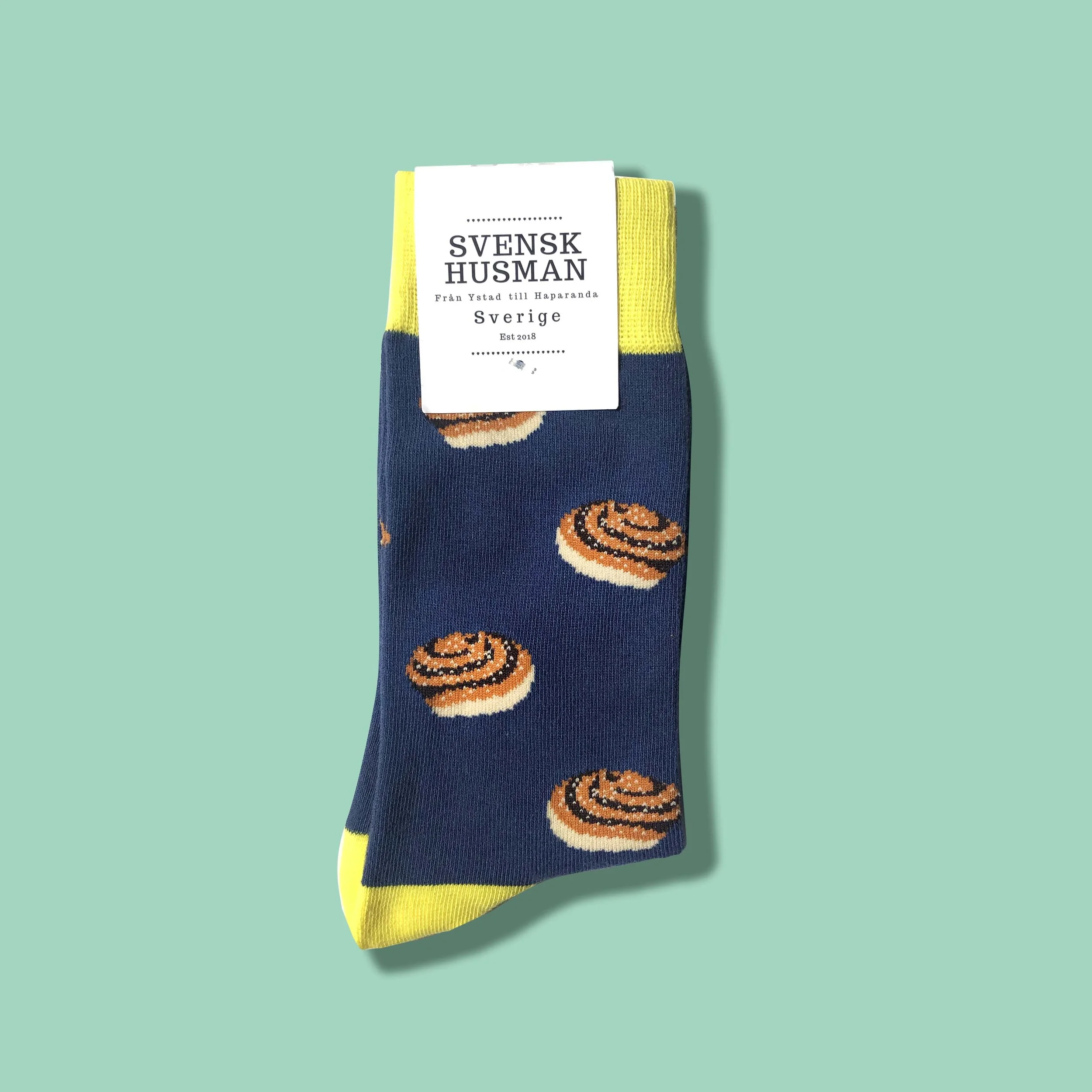 SOCKS_SQUARE_KANEL.jpg