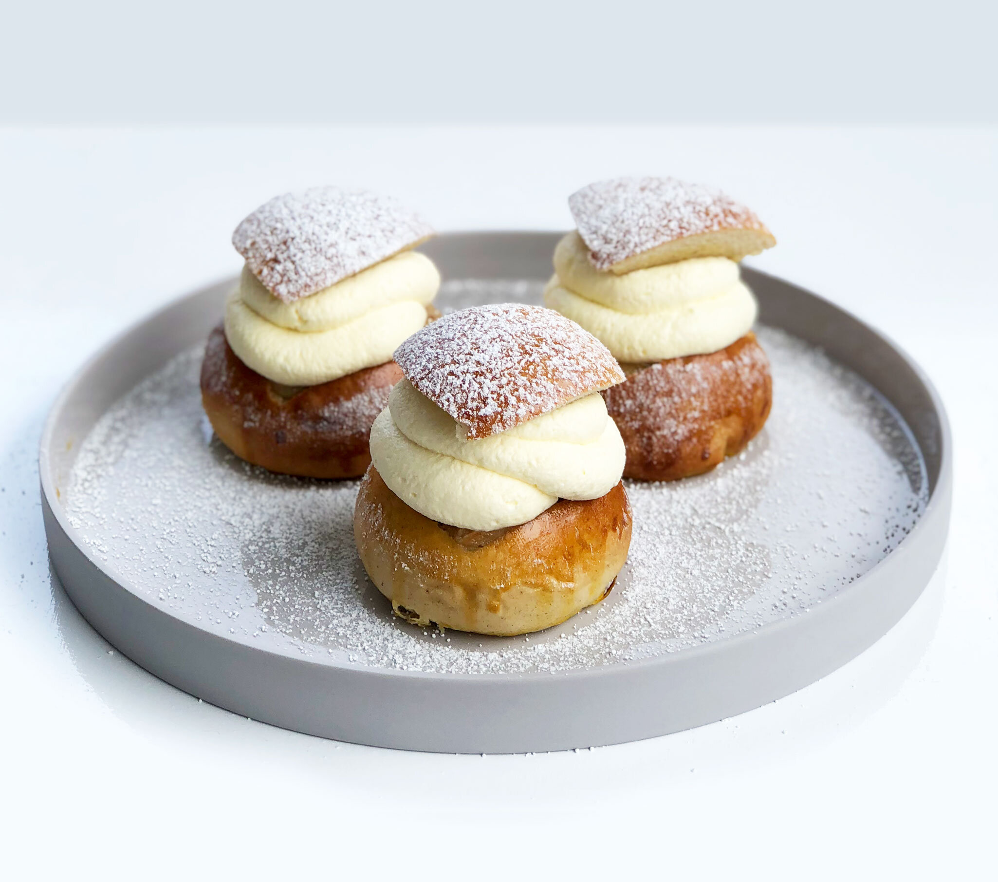 FIKA-SWEDISH-KITCHEN_SEMLA_26C.jpg
