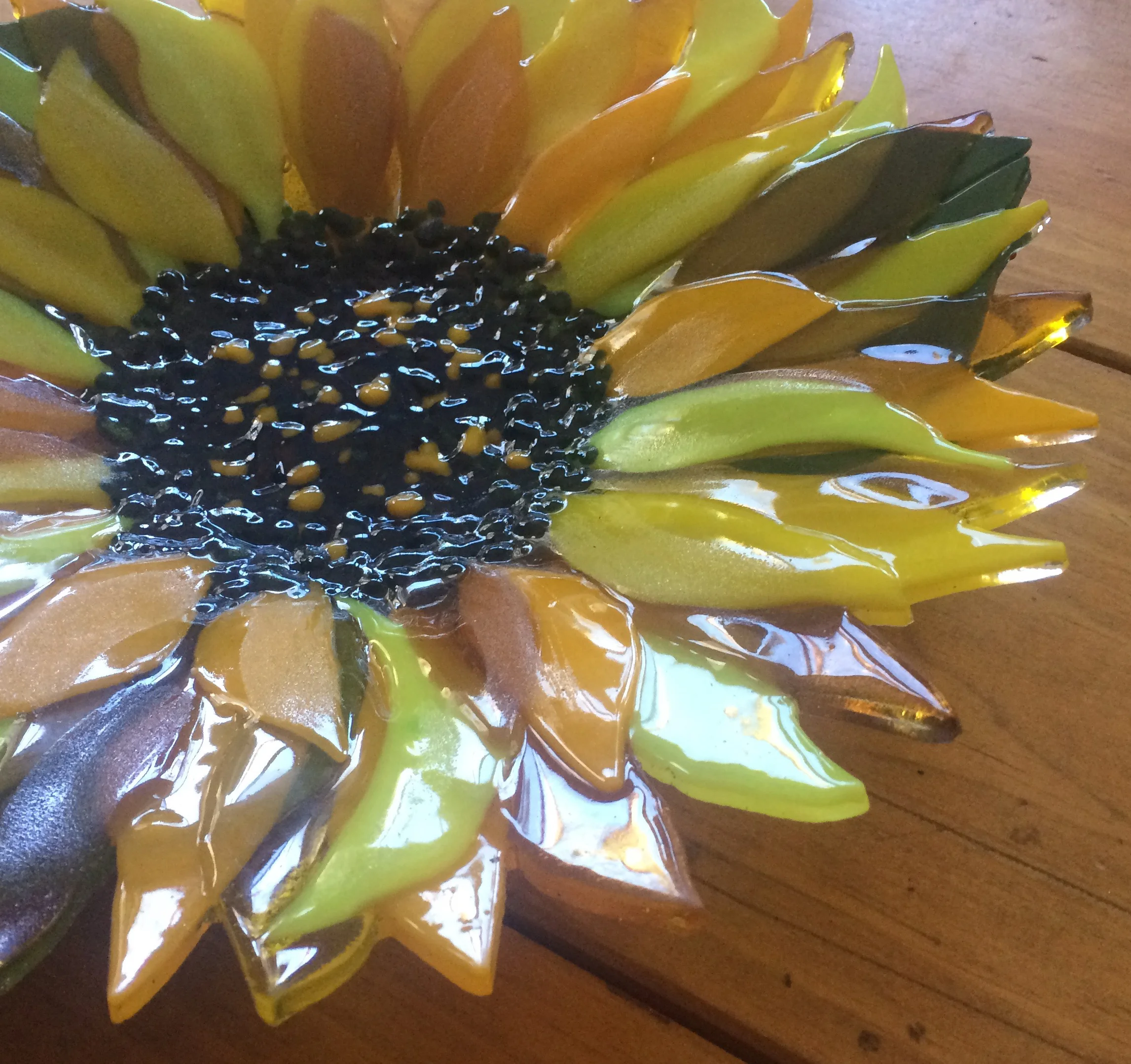 Scuplted Sunflower Platter 13"