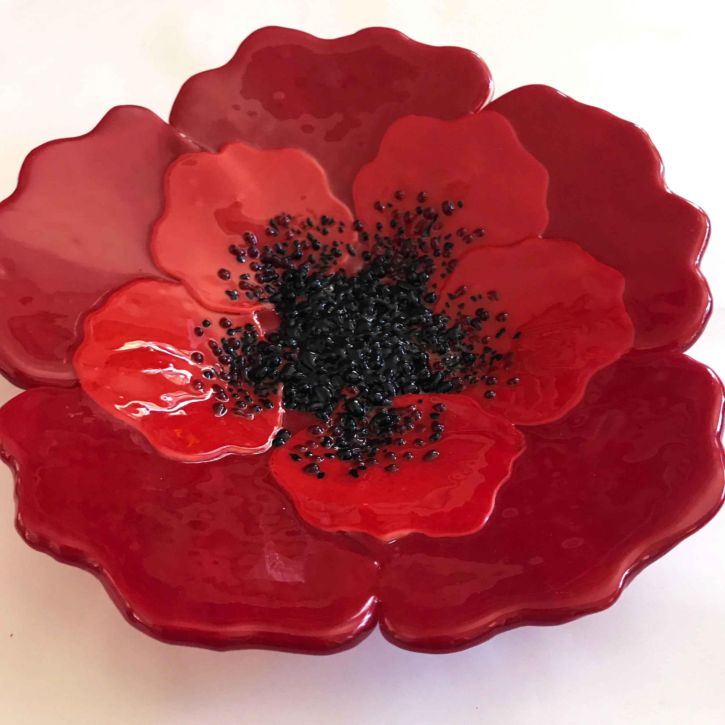 Double Red Poppy Dish 9.5"