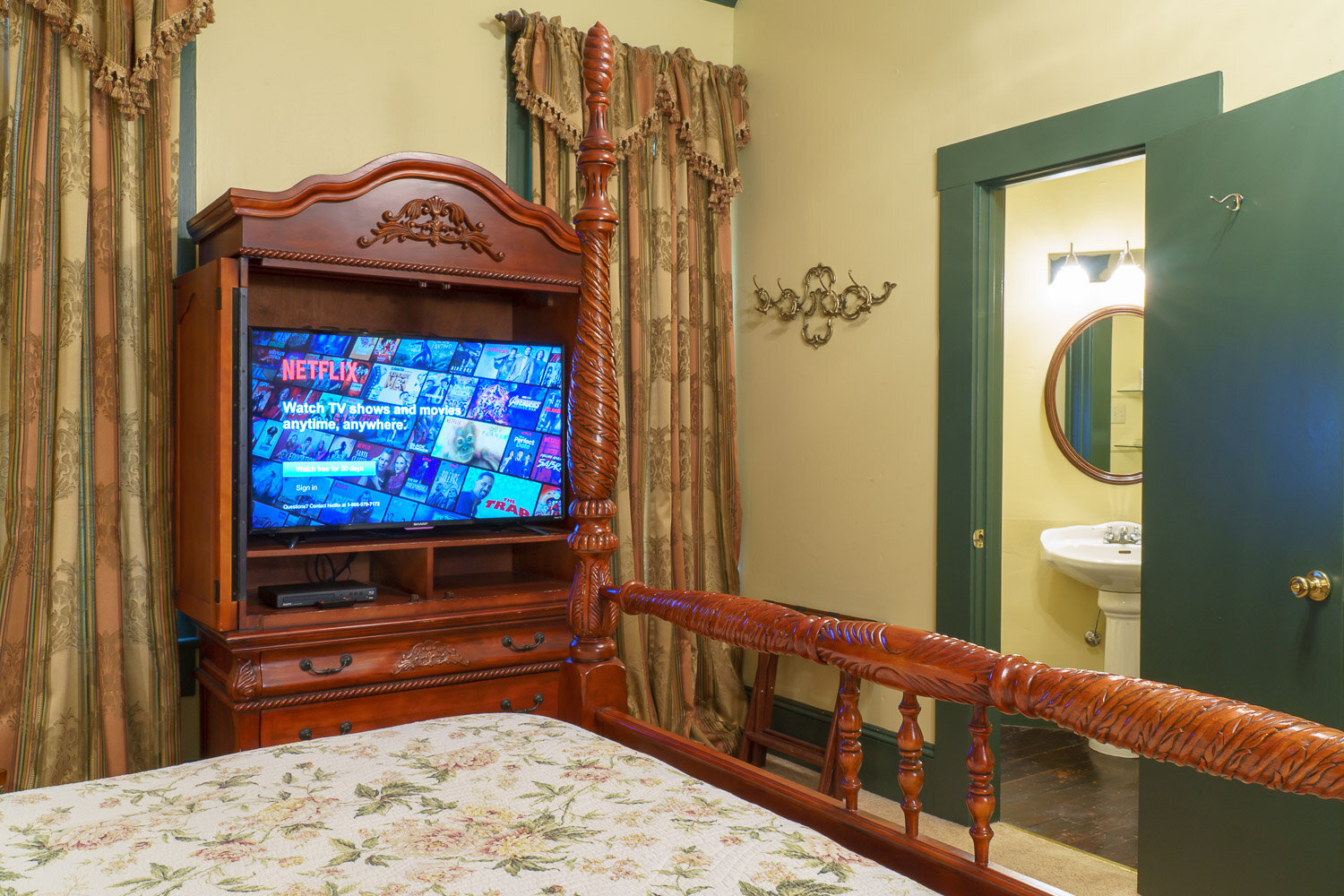  A picture of the Austin Room television. 