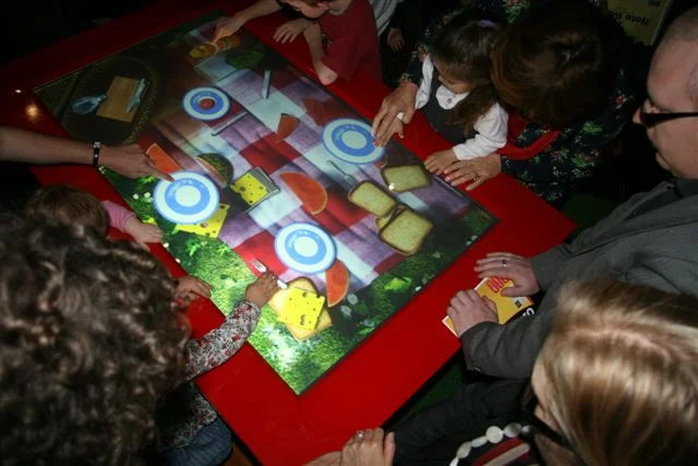 Picnic Table's game popular design