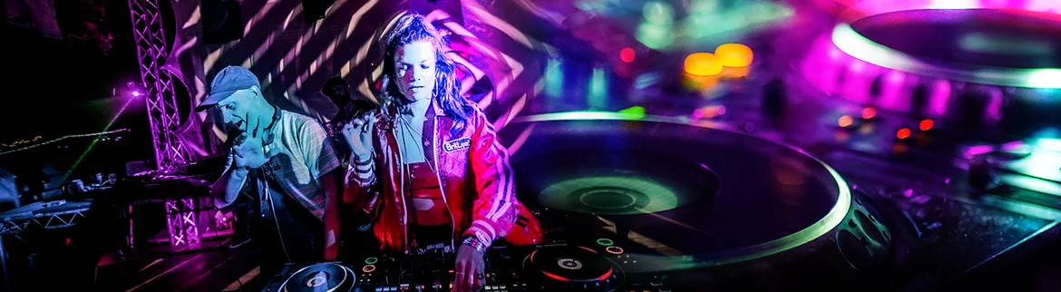 img-music-hero.jpg