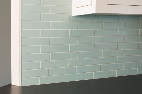 2x8__Backsplash__Kitchen__Offset__Sea_Glass_2_600_400_84_int.jpeg