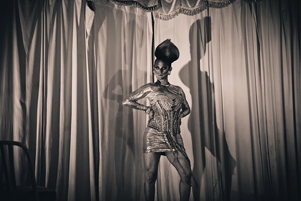 Cynthia Lee Fontaine bringing it home. Photo by Fun Loving Photos
