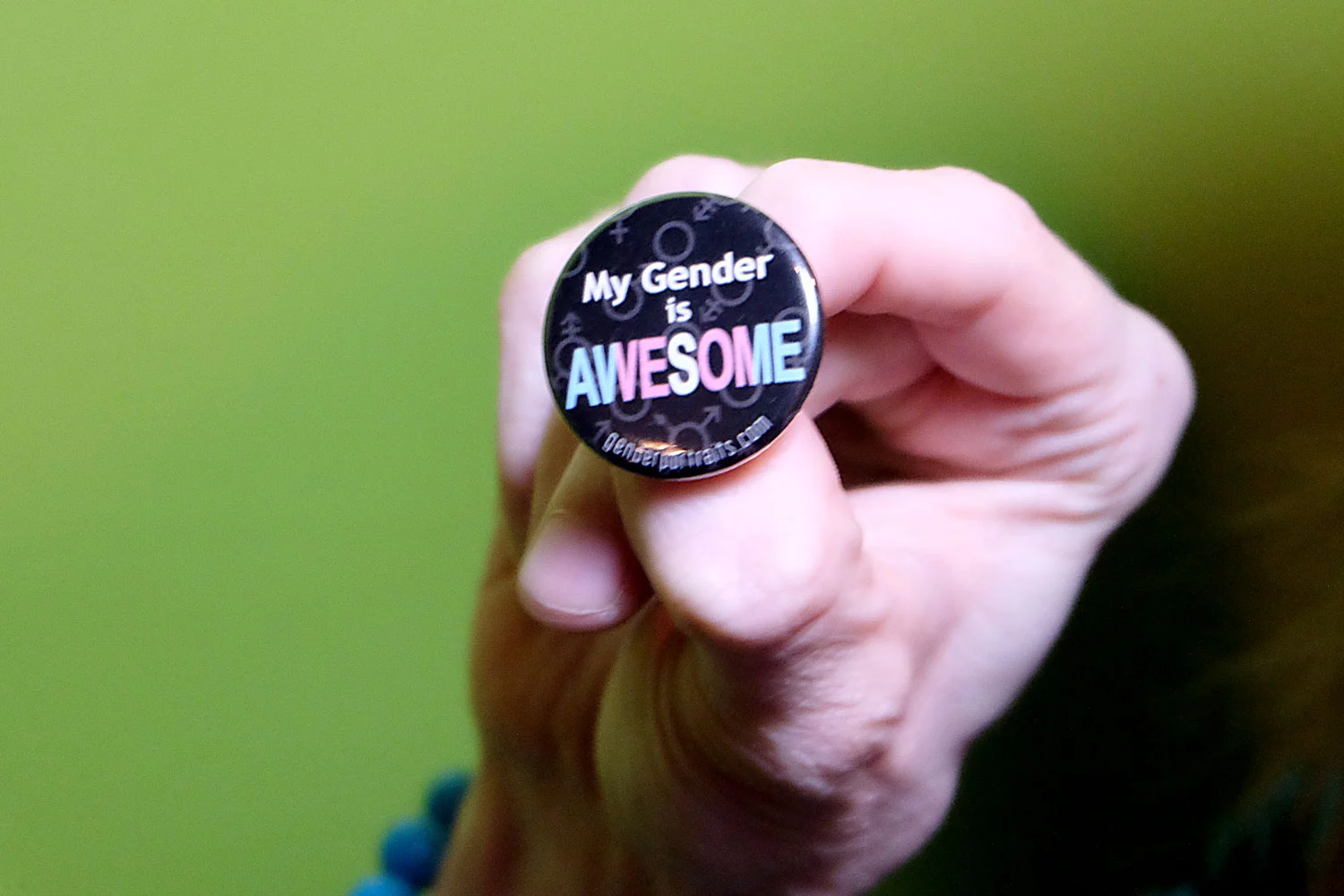 ButtonAwesome_closeup.jpg