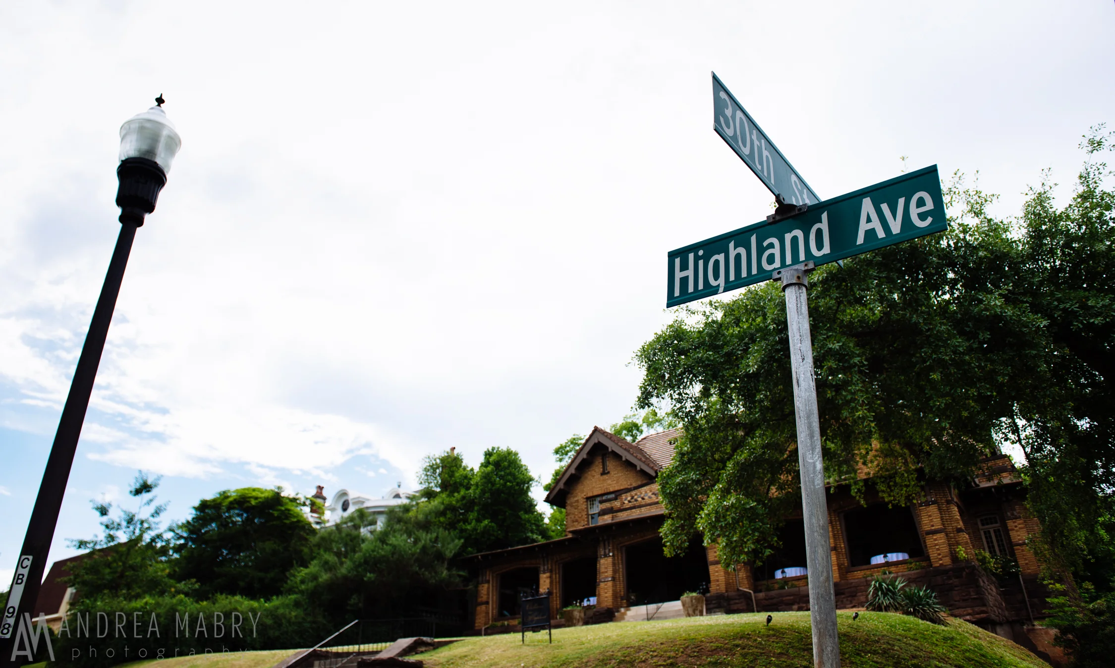 Clubhouse on Highland wedding, Downtown Birmingham Alabama wedding