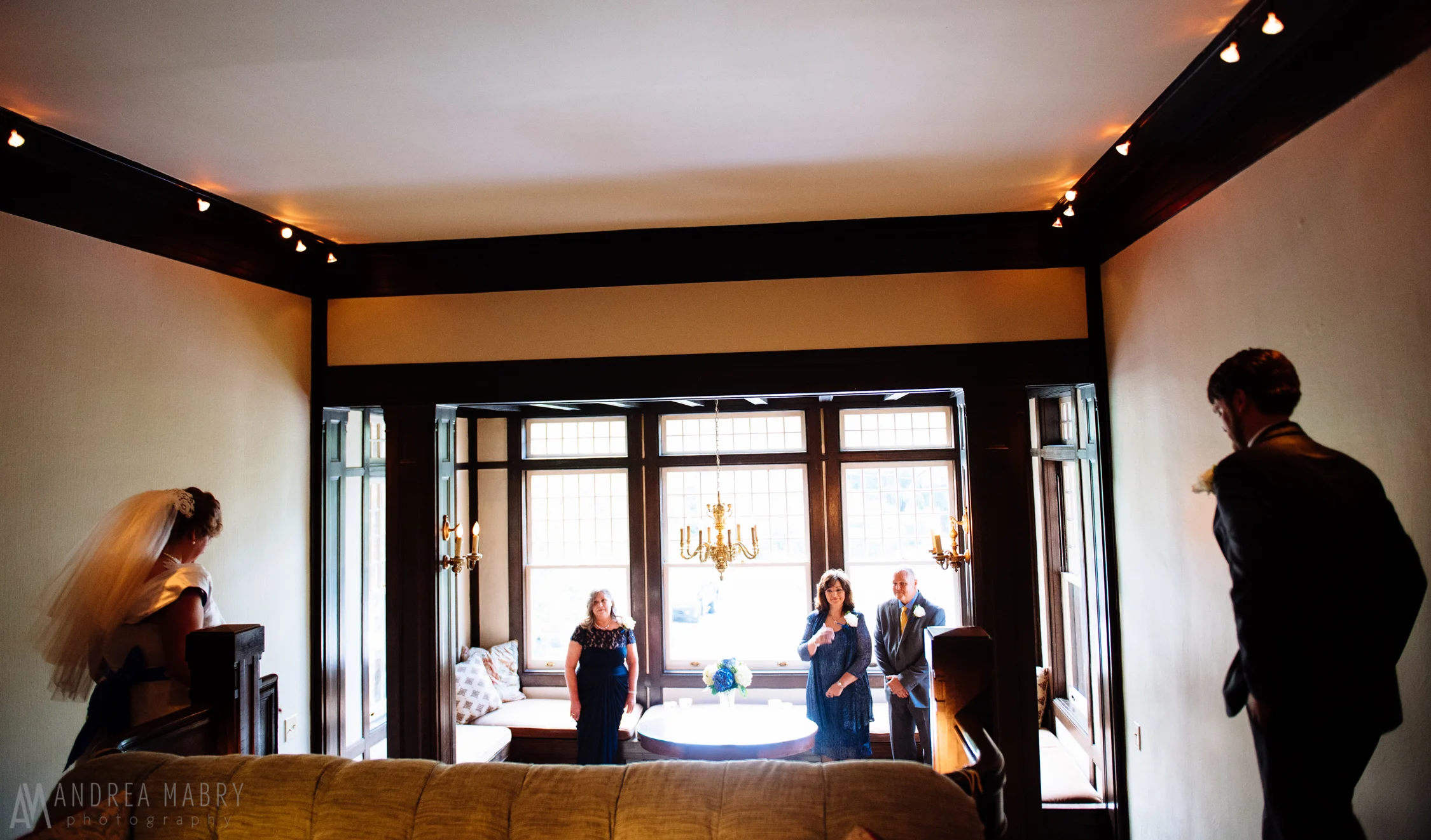 Clubhouse on Highland wedding, Downtown Birmingham Alabama wedding