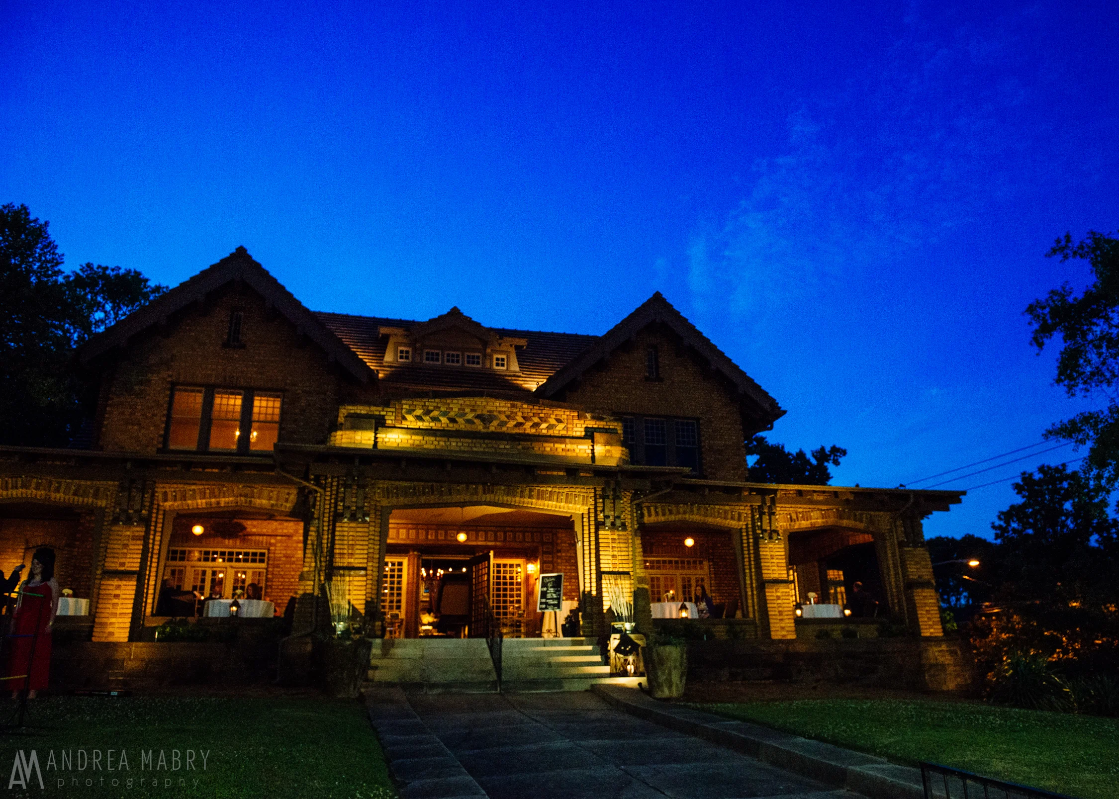 Clubhouse on Highland wedding, Downtown Birmingham Alabama wedding