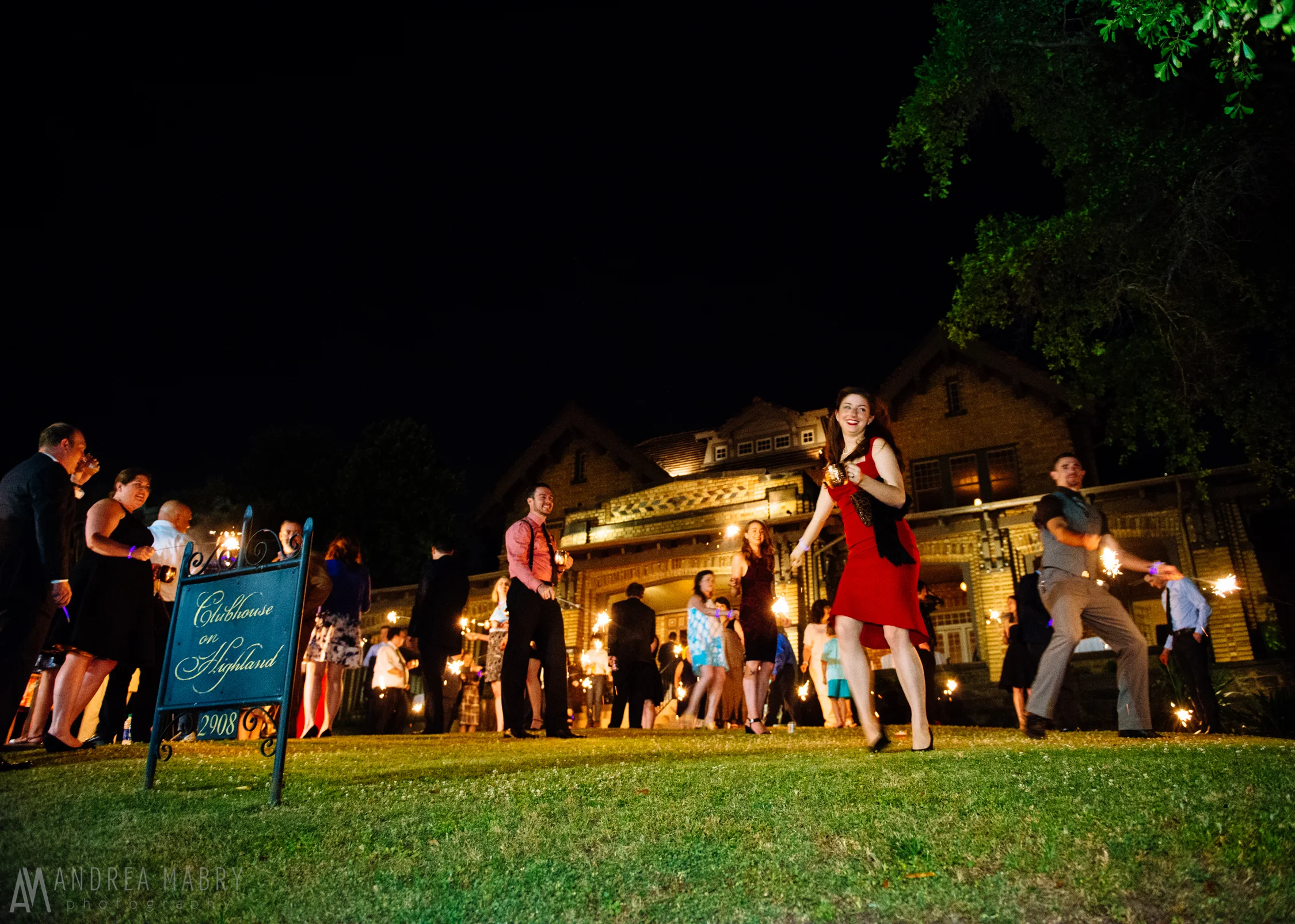 Clubhouse on Highland wedding, Downtown Birmingham Alabama wedding